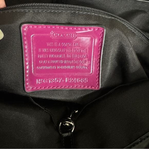 COACH Signature Stripe Wool Tote Black Purple F24786 - Picture 4 of 4